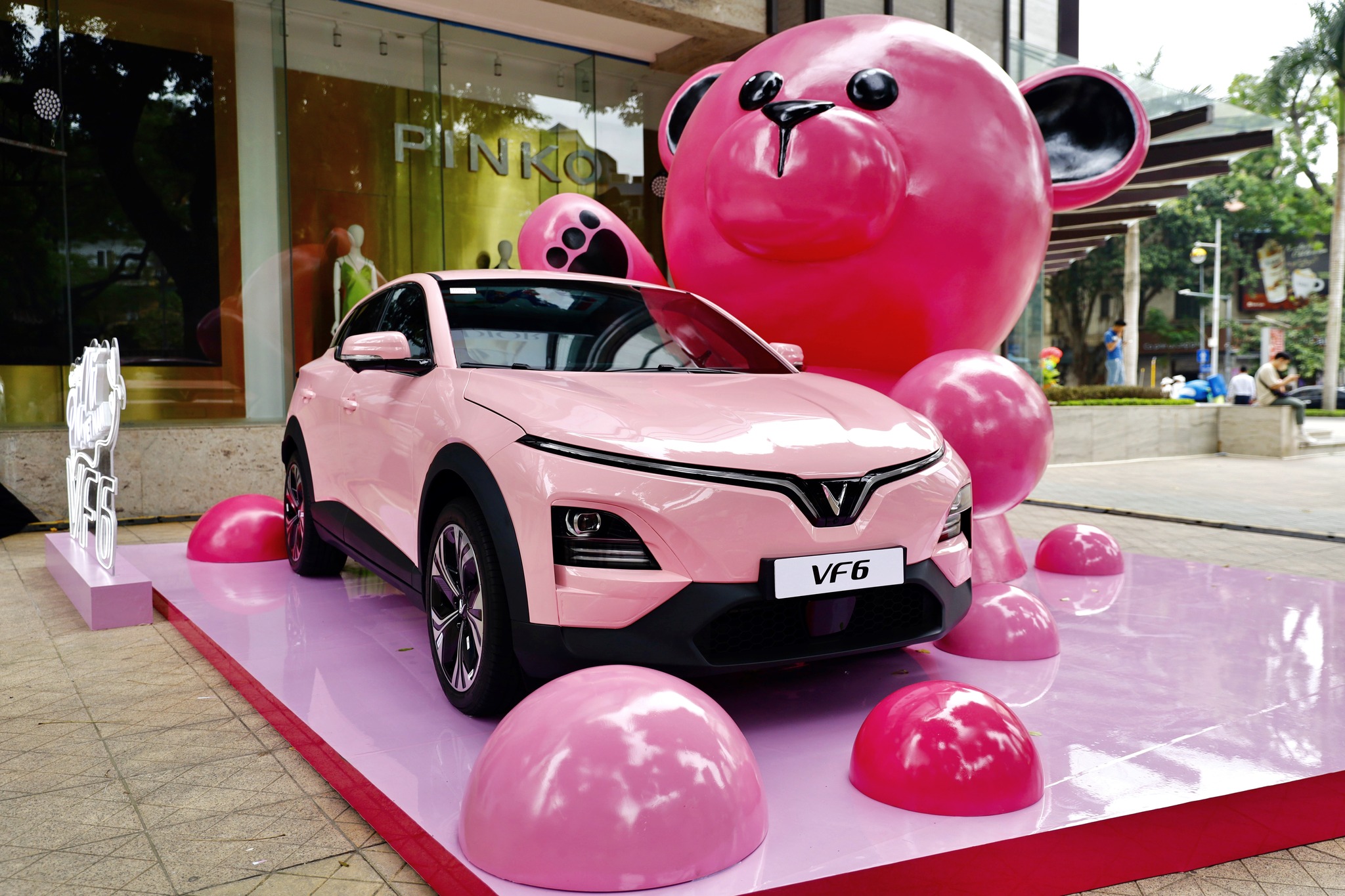 VinFast VF6 4 vf6-ngoai-that-hong